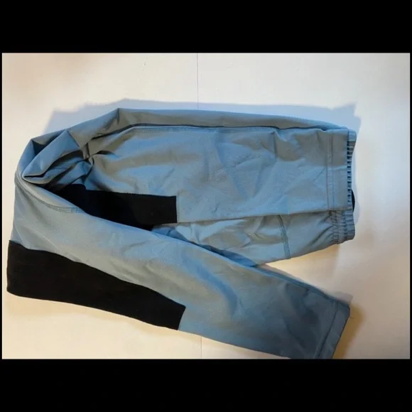 Kerrits Icefill breeches - Picture 3 of 3